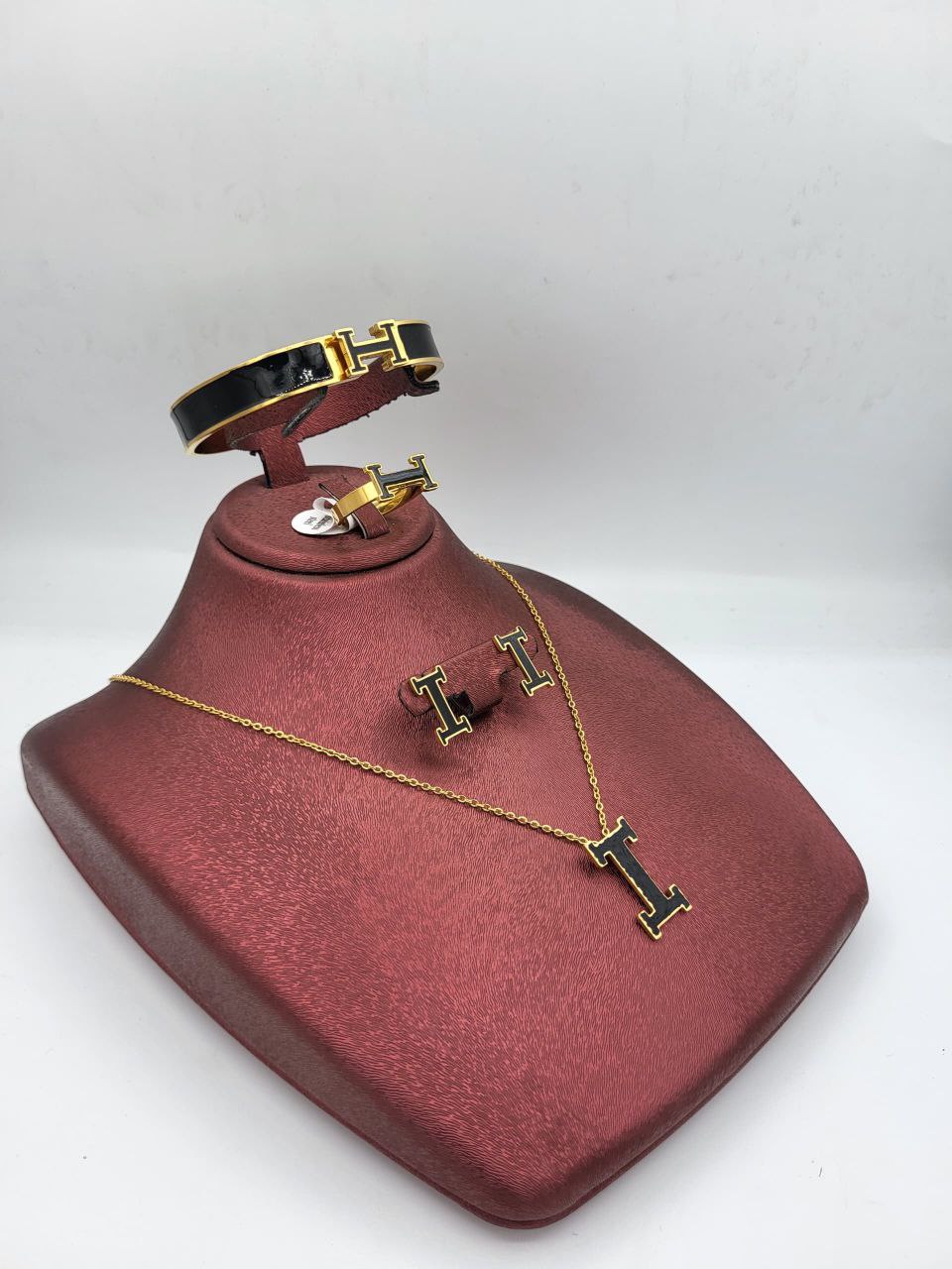 طقم inoxydable الفاخر